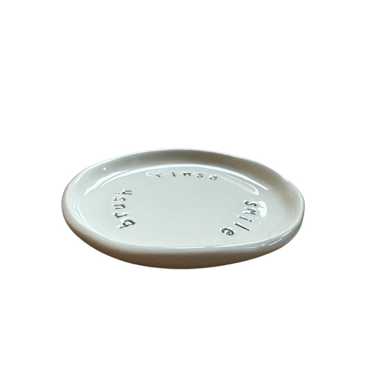ohGiGi handmade ceramic toothpowder dish with words brush rinse smile white